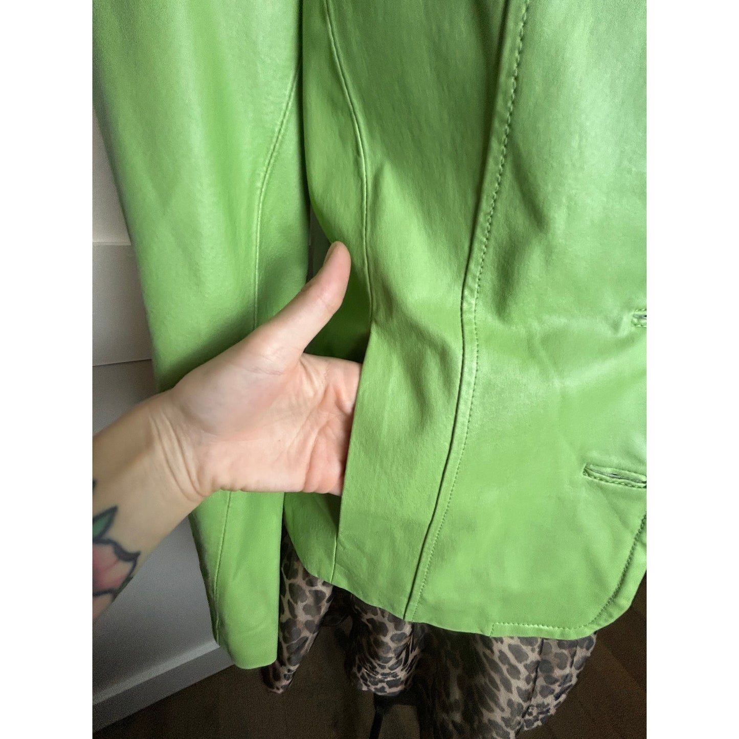 Y2K It Girl Lime Green Leather Blazer 💚 Indie Sleaze Statement Jacket Dialogue Size XS