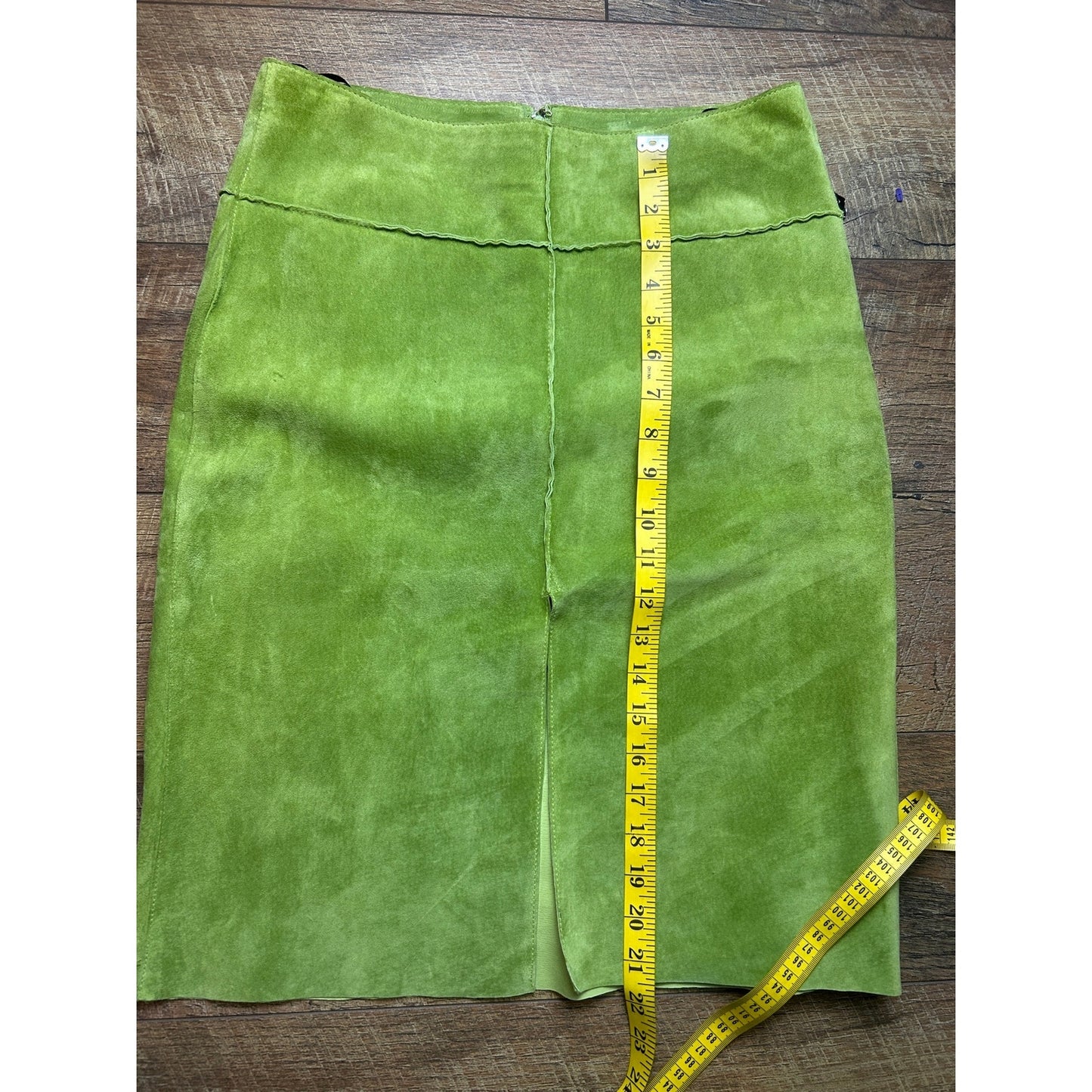 nwt deadstock bebe lime green suede leather skirt size 6