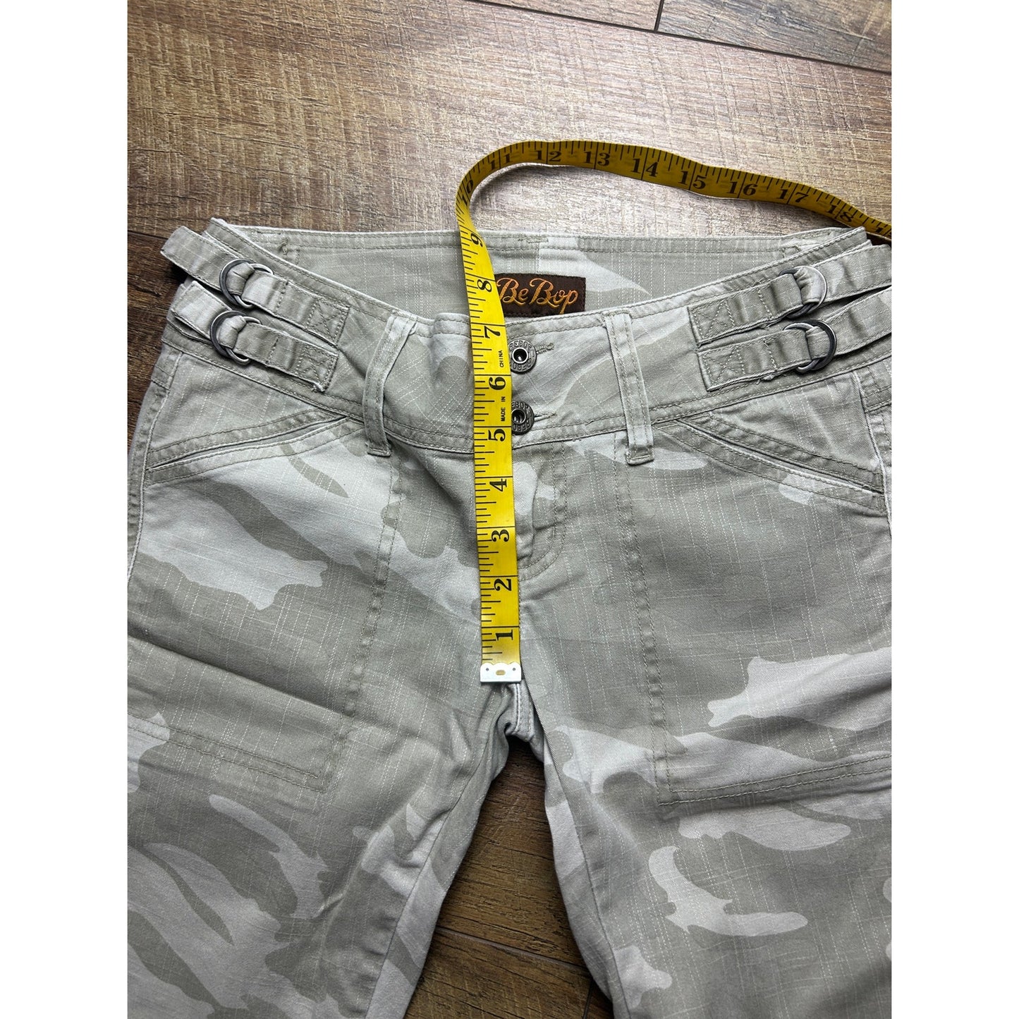 y2k bebop lowrise camo bermuda shorts cotton size 3