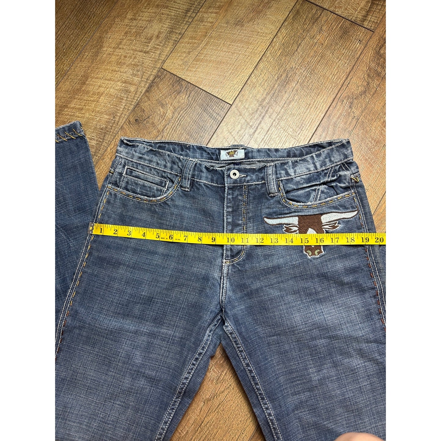 Antik Denim embroidered cow patch western bootcut jeans size 32x32 Y2K rodeo