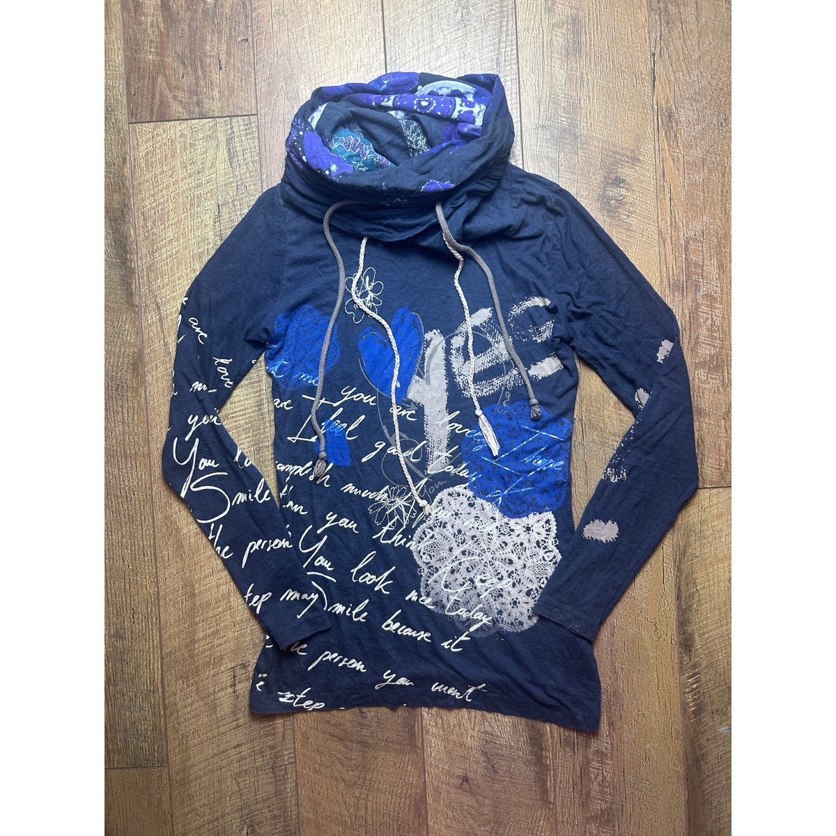 Desigual hooded long sleeve top size small
