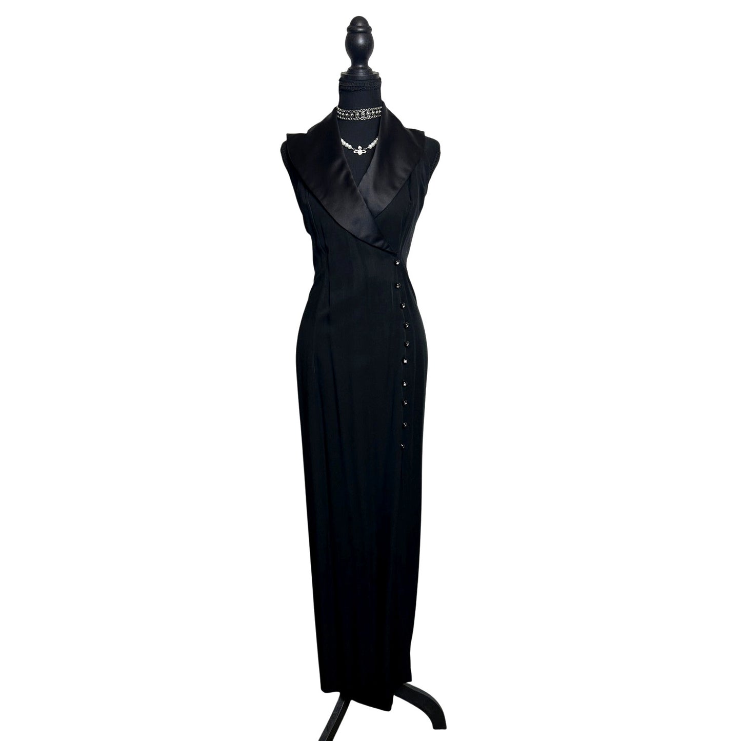 Dave & Johnny Schwarzes Smoking-Maxikleid mit Seitenschlitz, Abendkleid, Met Gala inspiriert
