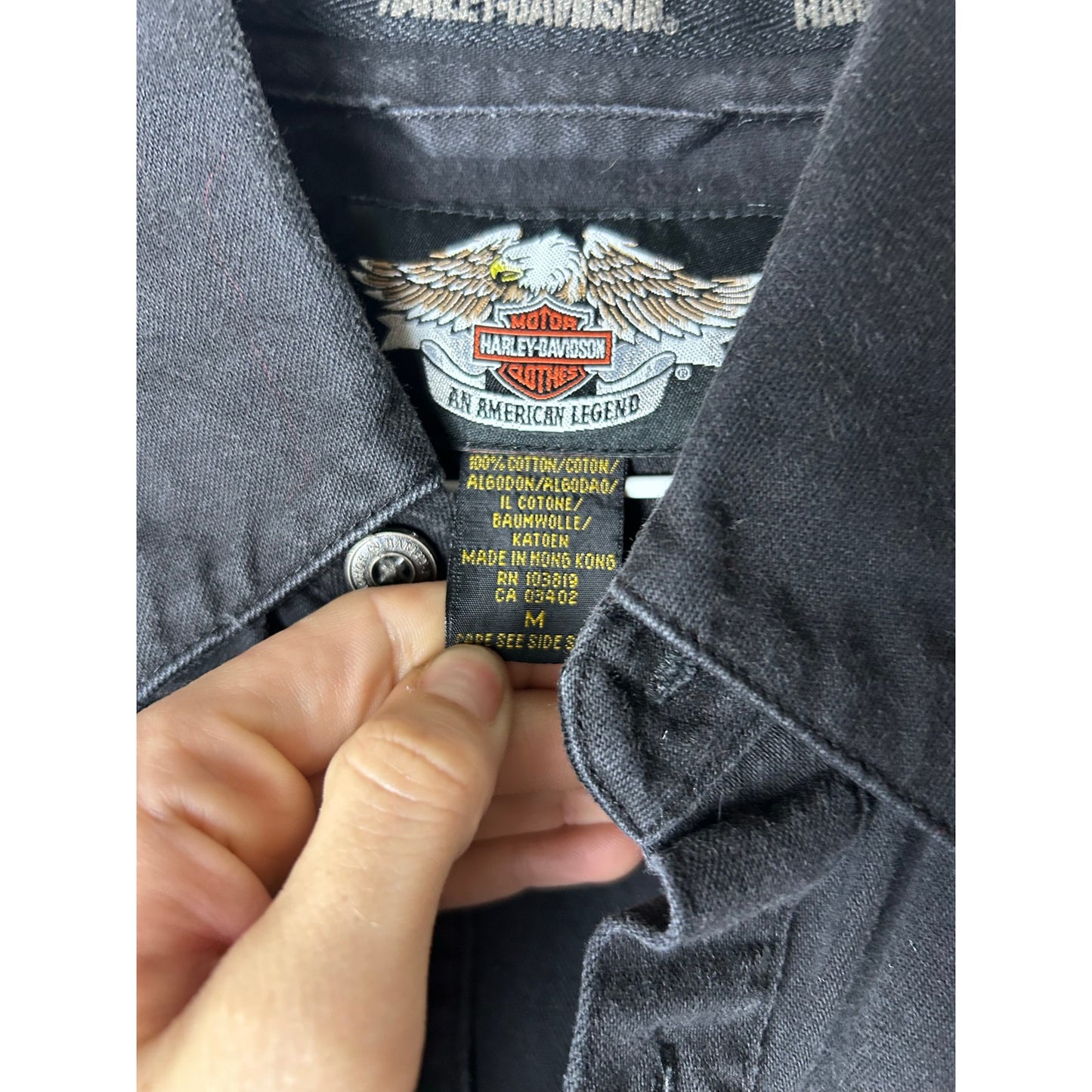 Harley Davidson Button-down mit Adlerstickerei auf dem Rücken Größe M