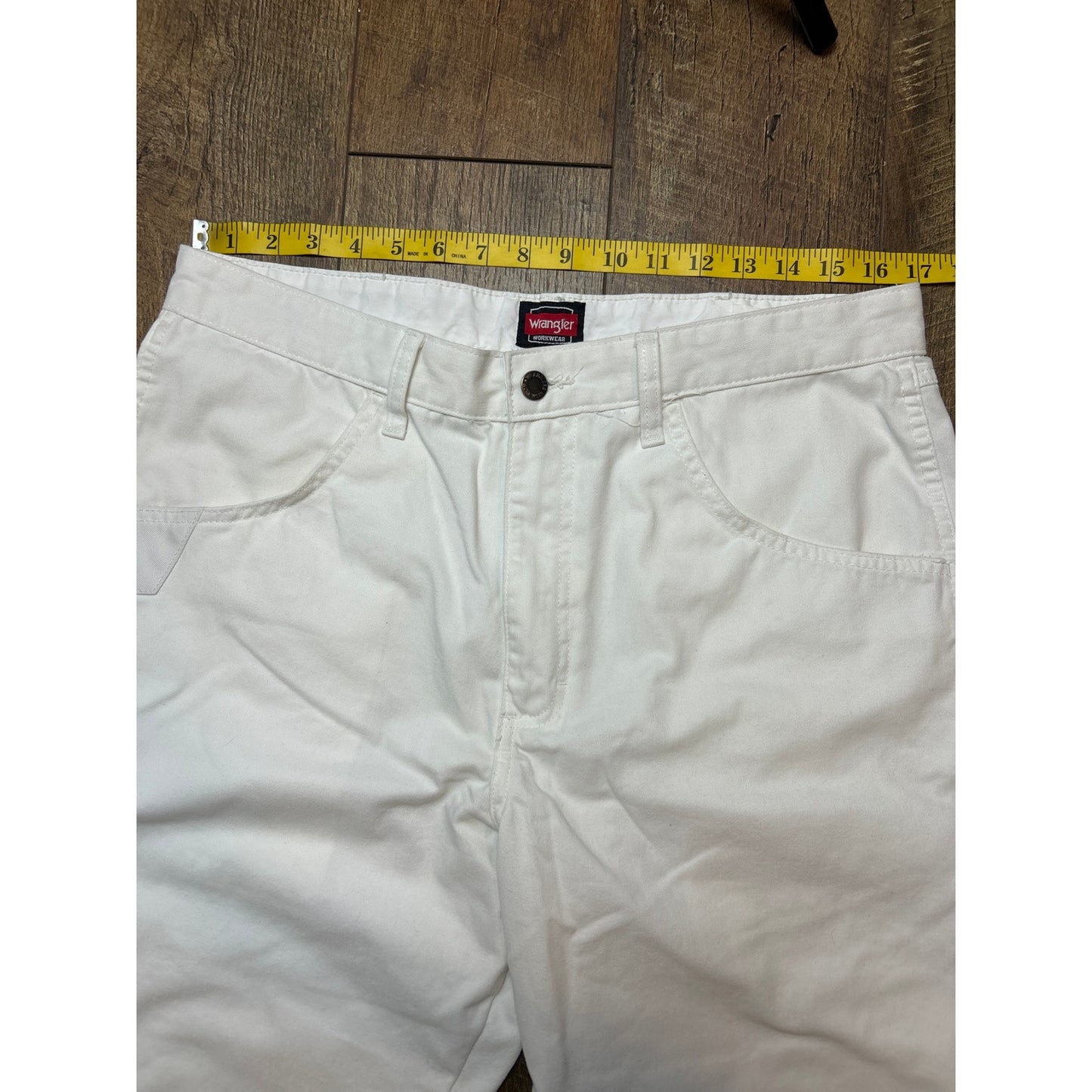 Wrangler carpenter pants white size 34x29