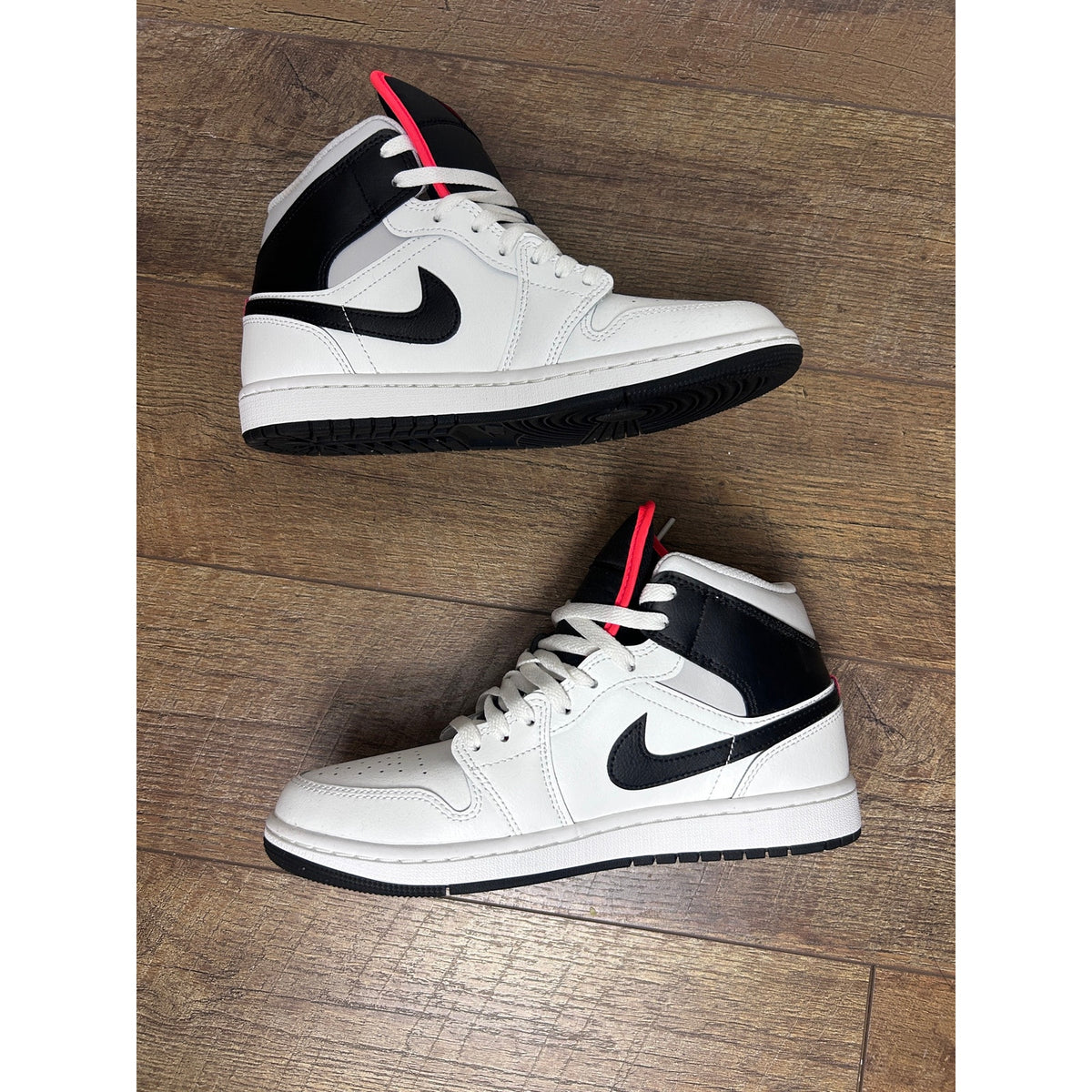 Air Jordan 1 Mid DQ8426-109 Summit White Black Grey Infrared Size 8