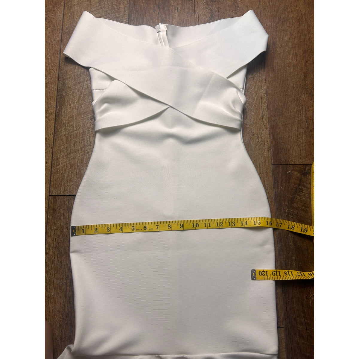 house of cb bodycon bandage off shoulder mermaid fit and flare dress white size medium