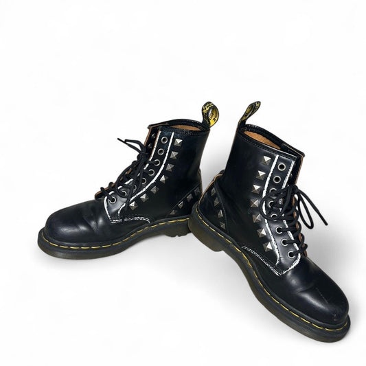 dr martens size 7 studded black mace 1460 combat boot