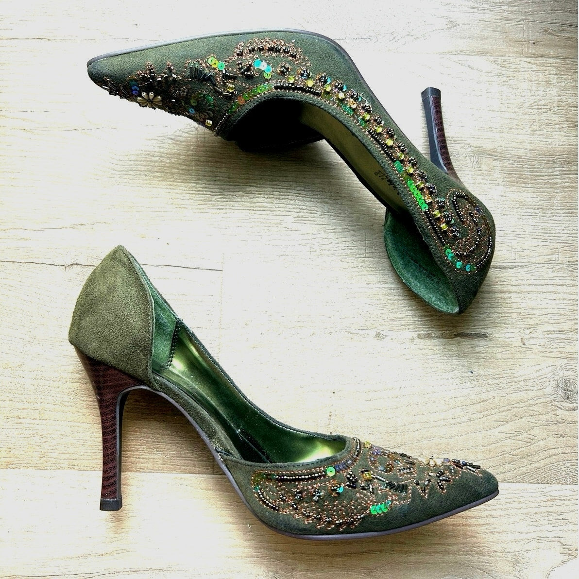 Anne Michelle Women's Green D'Orsay Stiletto Heels Pointed Toe Sequin Flower