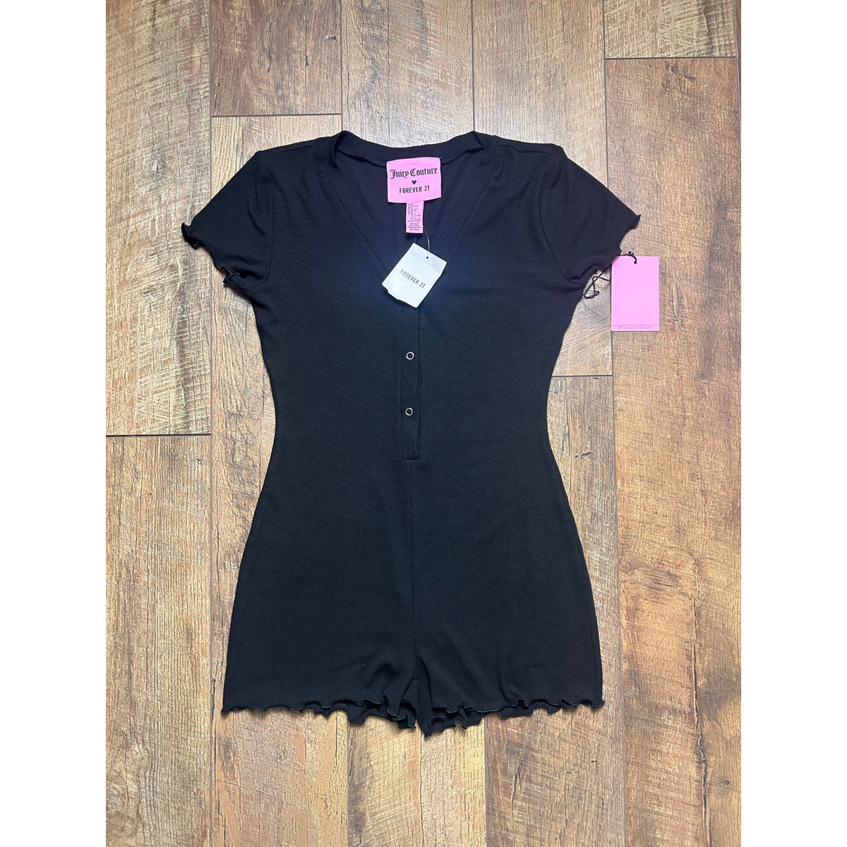 Juicy Couture x forever 21 nwt Ribbed Knit Sleep Romper Black NWT — Size M