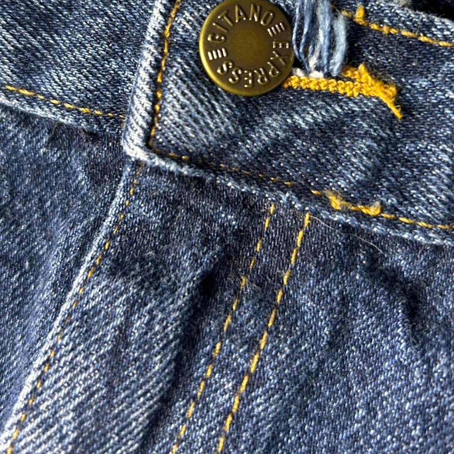 1980s Gitano express size 24x19 stone wash knee length denim skirt