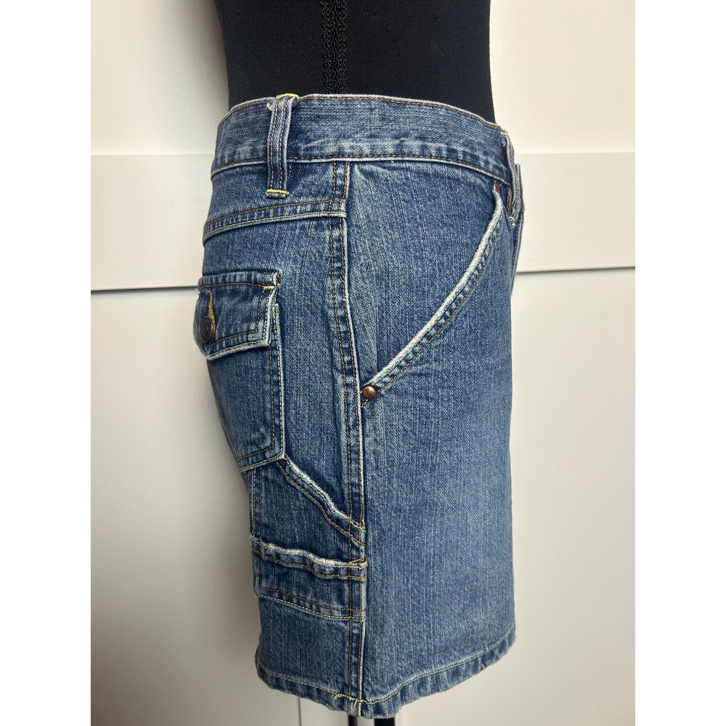 y2k it girl low rise vintage old navy denim mini carpenter skirt