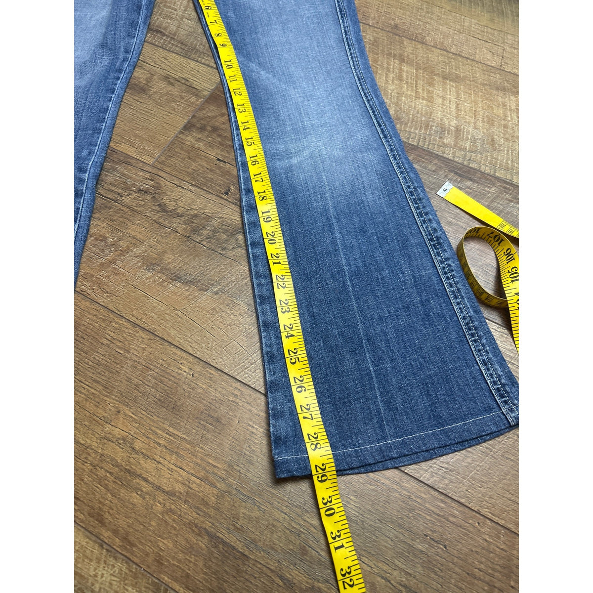 y2k 7 for all mankind A pocket low rise flare jeans size 30 model off duty denim