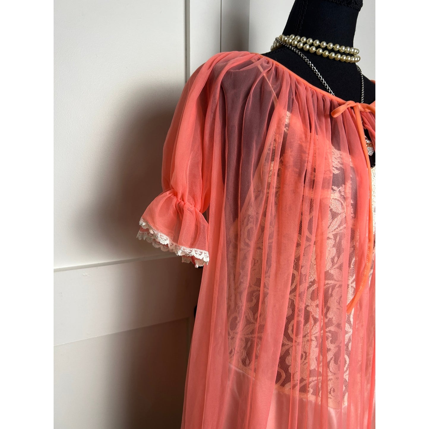 1960er Union Made Flamingo Pink Bettjäckchen Mini-Kleid Mod Babydoll L