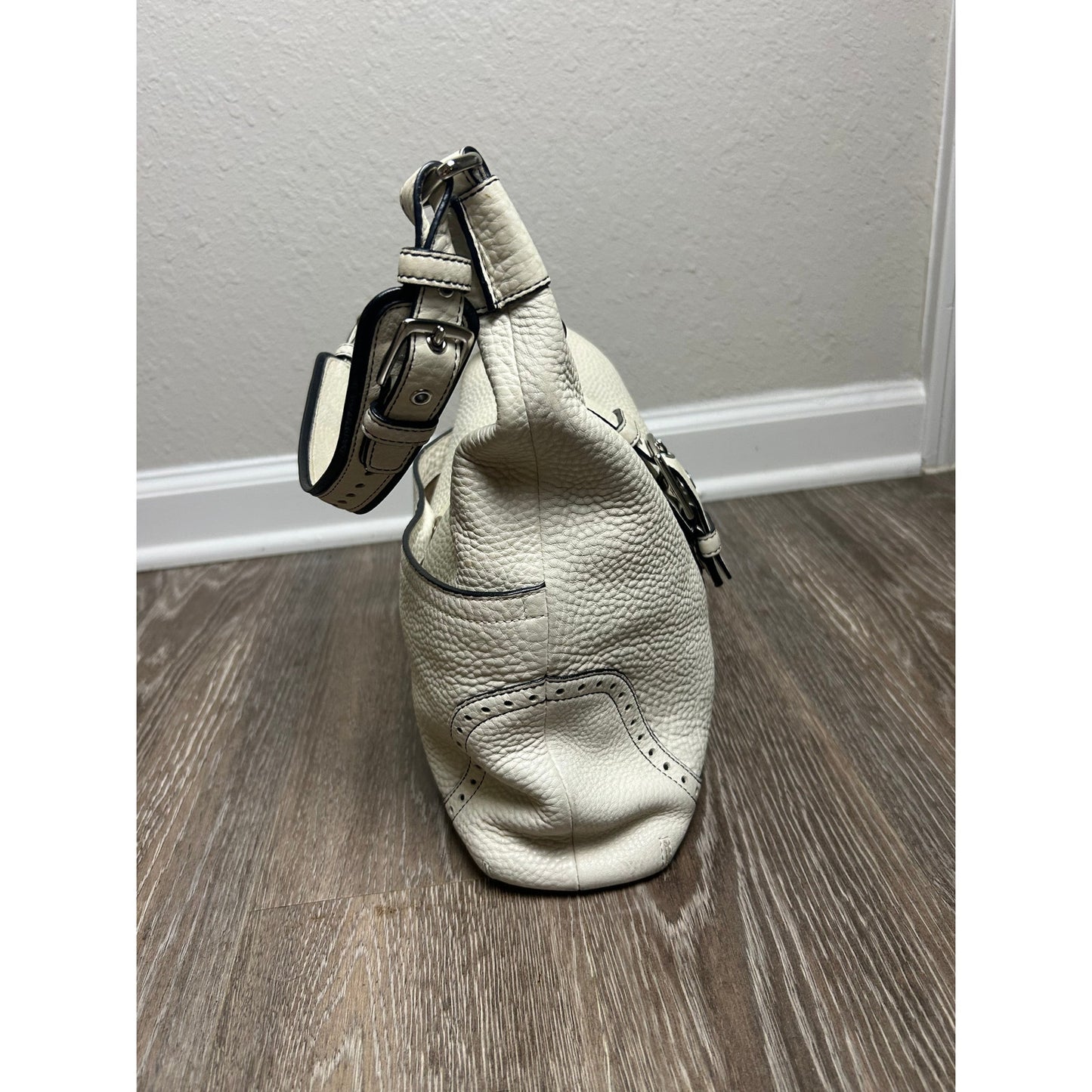 Y2K Coach Soho 5054 Hobo Shoulder Bag Pebbled Leather