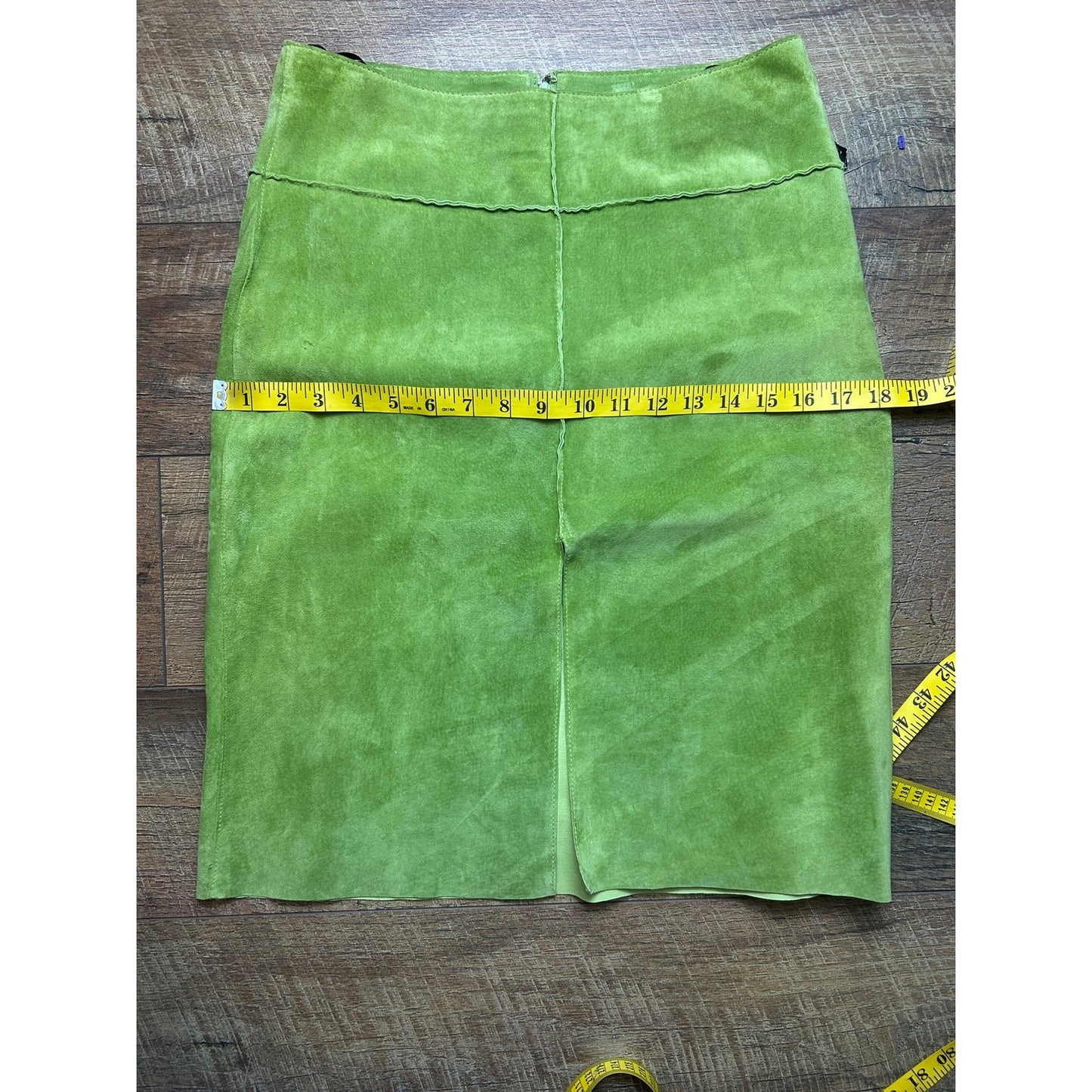nwt deadstock bebe lime green suede leather skirt size 6