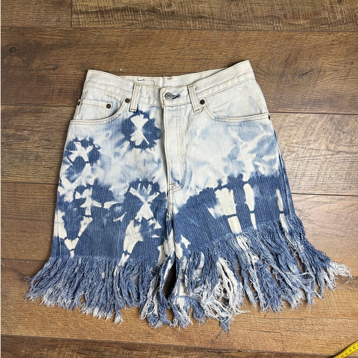High Waist Bleached Tie Dye Jorts Distressed Frayed Festival Shorts Size 26