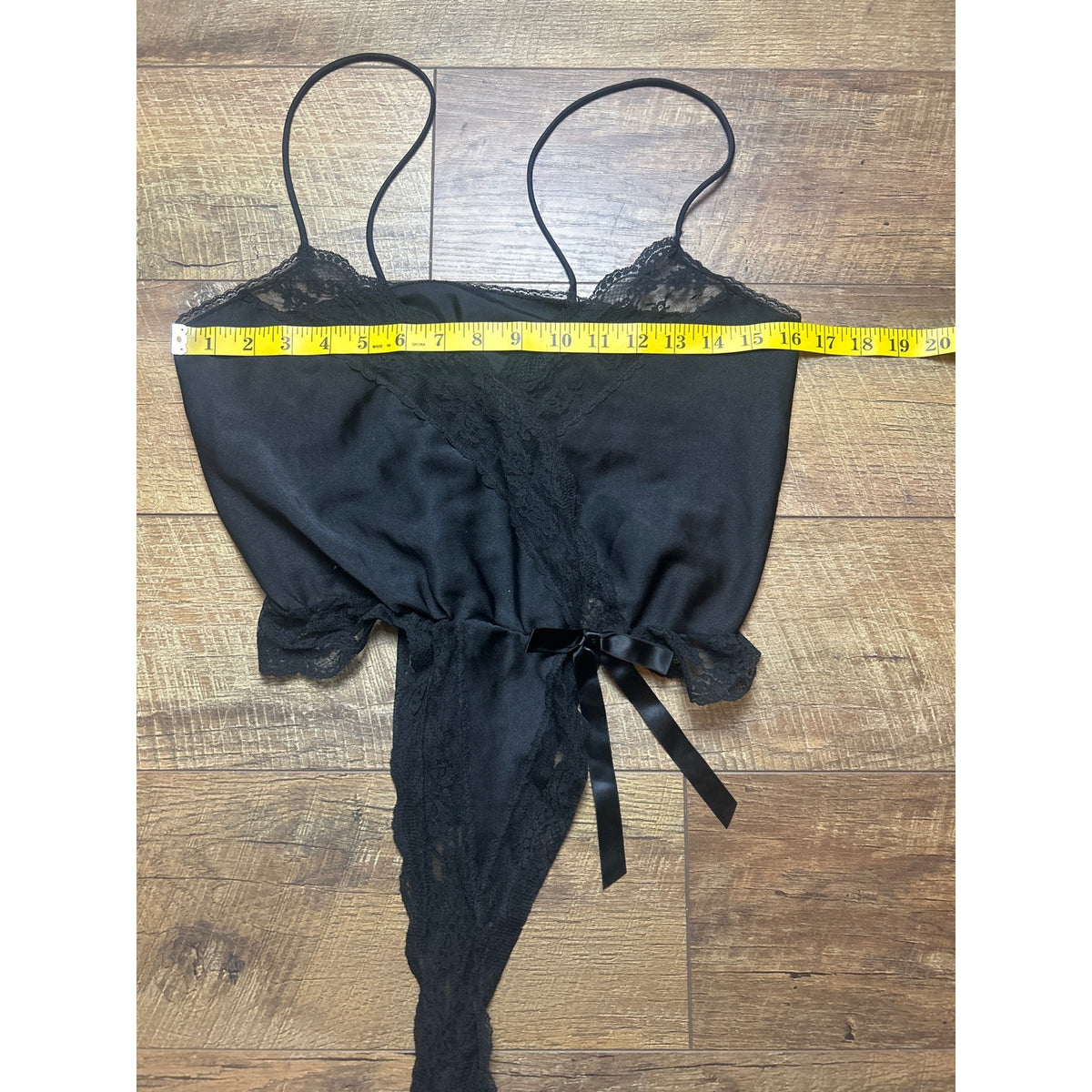 Vintage Ms. Leslee Lace Teddy Bodysuit High Leg Thong Bow Detail Lingerie