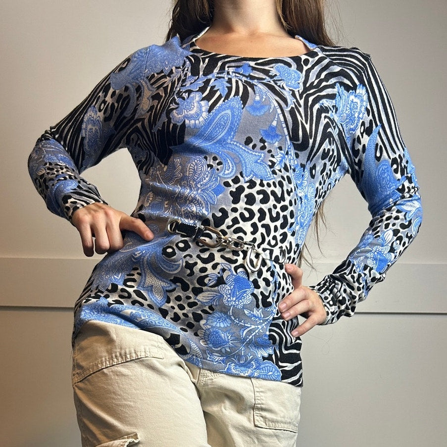 Y2K animal print baby tee with chain belt