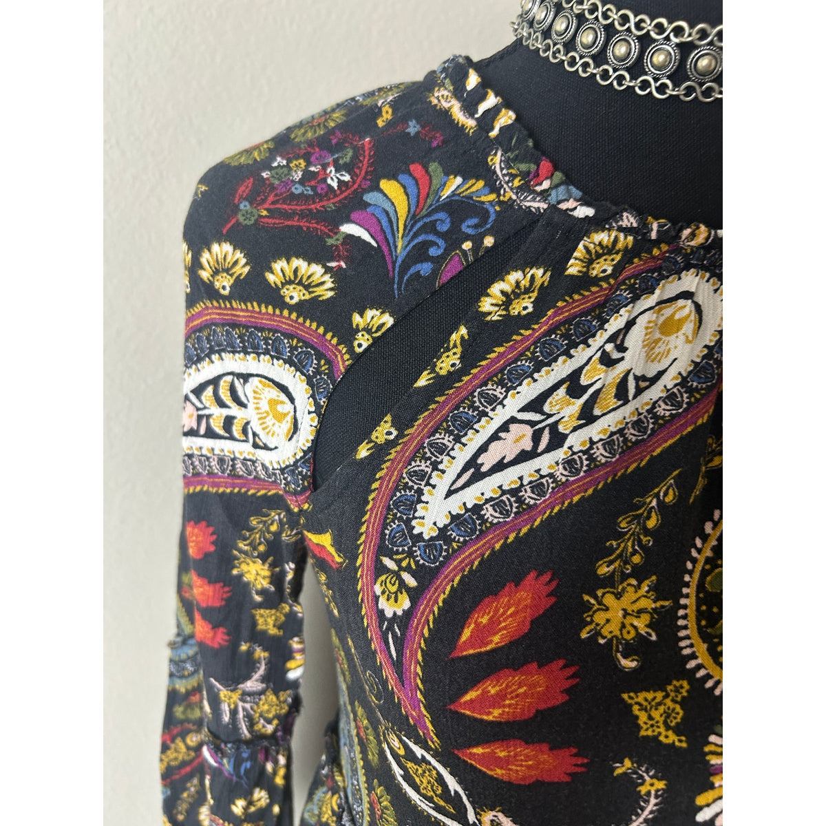 American Eagle Paisley Keyhole Back Mini Dress — XS