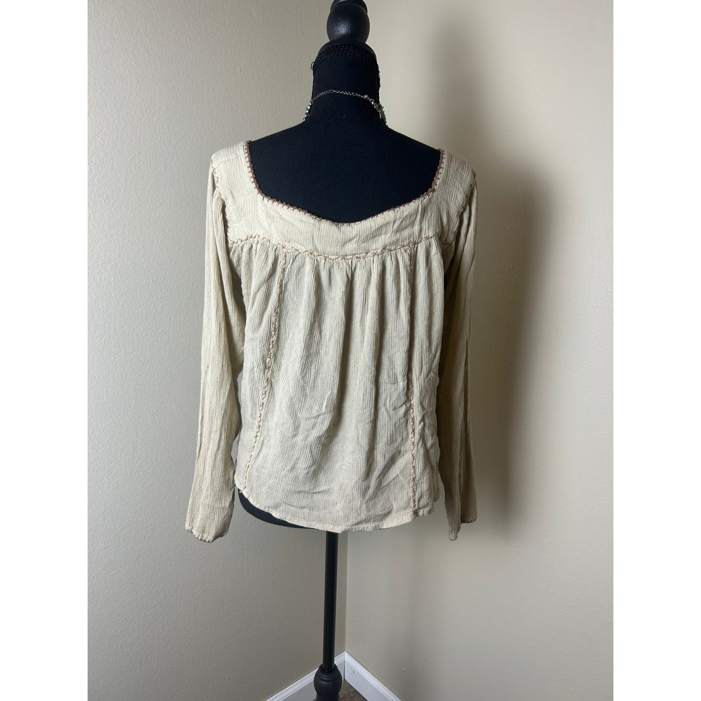 Vintage Aeropostale Embroidered Rayon Hippie Shirt Y2K Boho XS