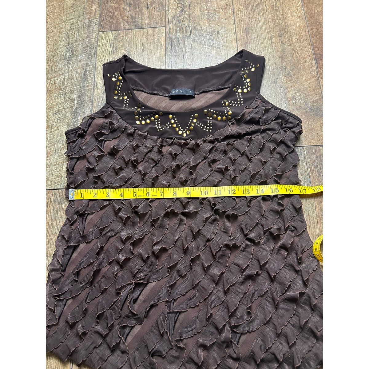 Janeric Studded Ruffle Going Out Top — size m