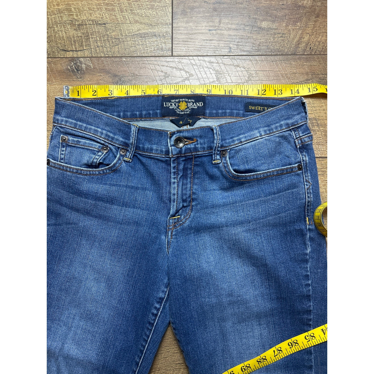 Y2K Lucky Brand Sweet N Crop Capri Jeans Leather Tag Back Flap Pockets 4/27