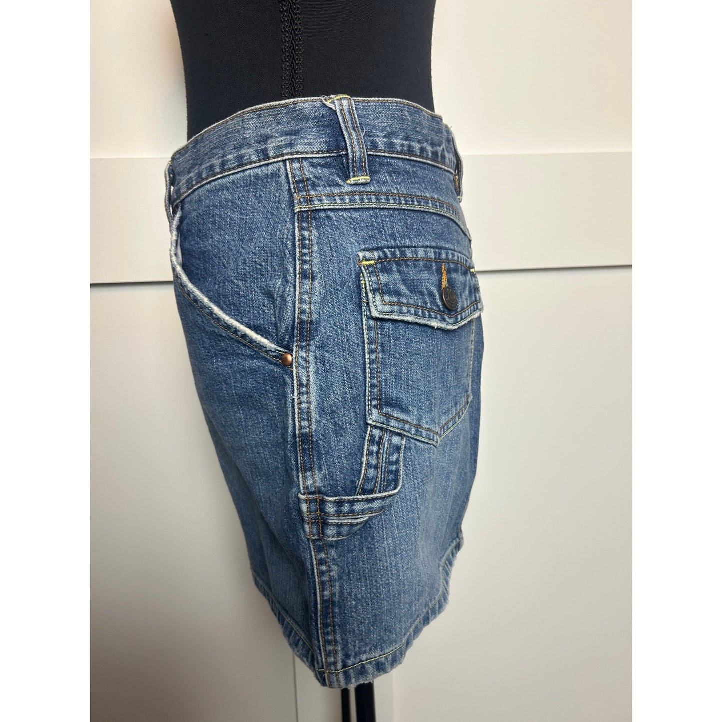 y2k it girl low rise vintage old navy denim mini carpenter skirt
