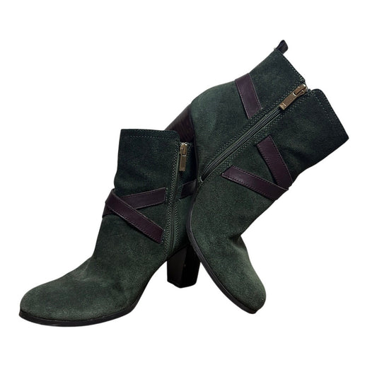 Jones New York Unbodder Green Suede Heeled Boots Size 10 4" Heel