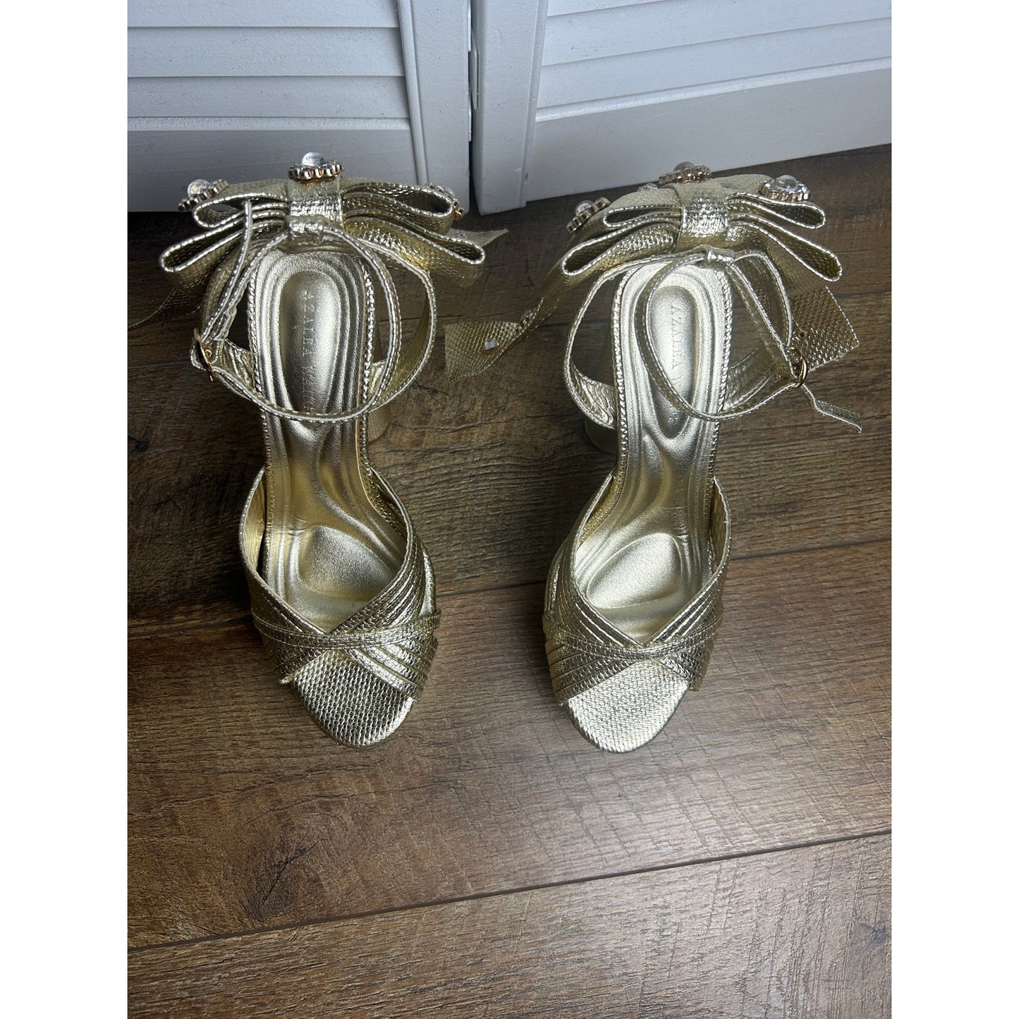 azalea wang gold mcbling circle heel platform peep toe sandal size 8