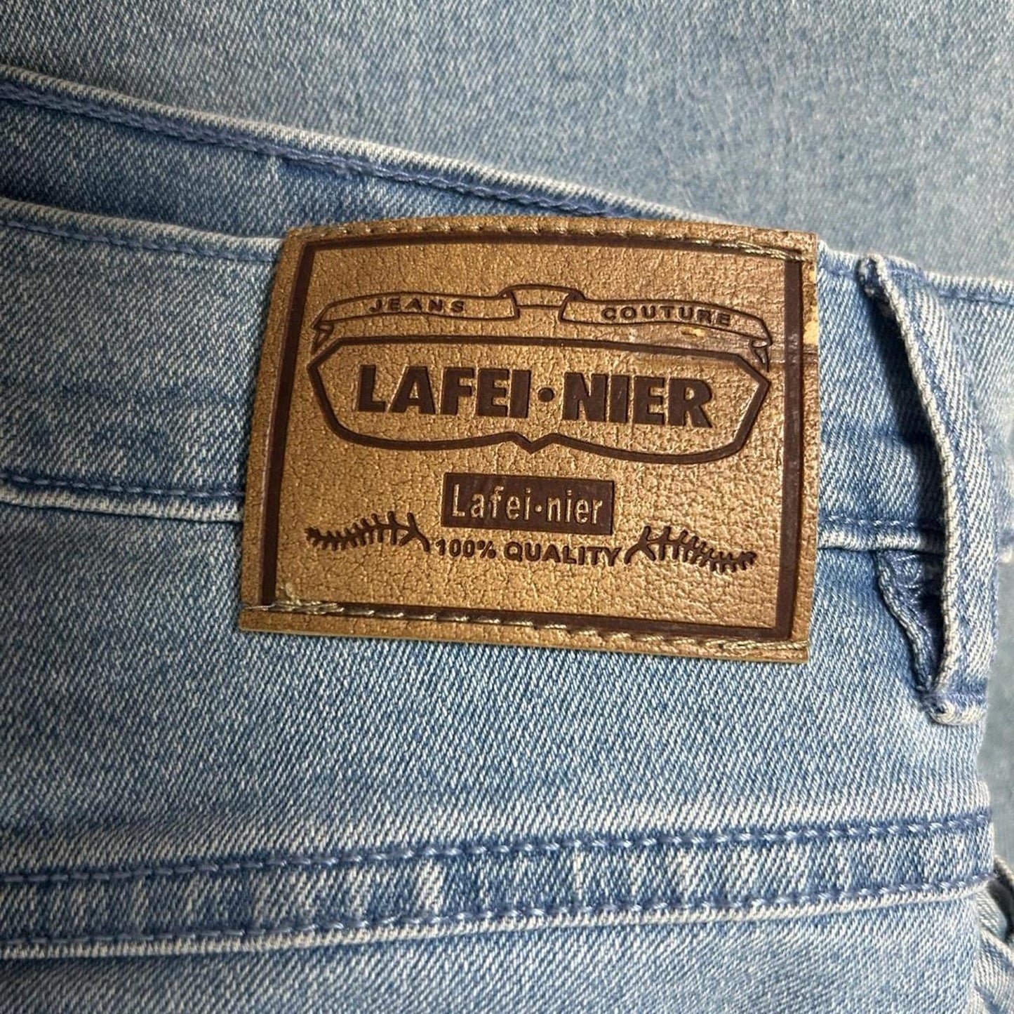 Lafenier denim skirt size 28 w