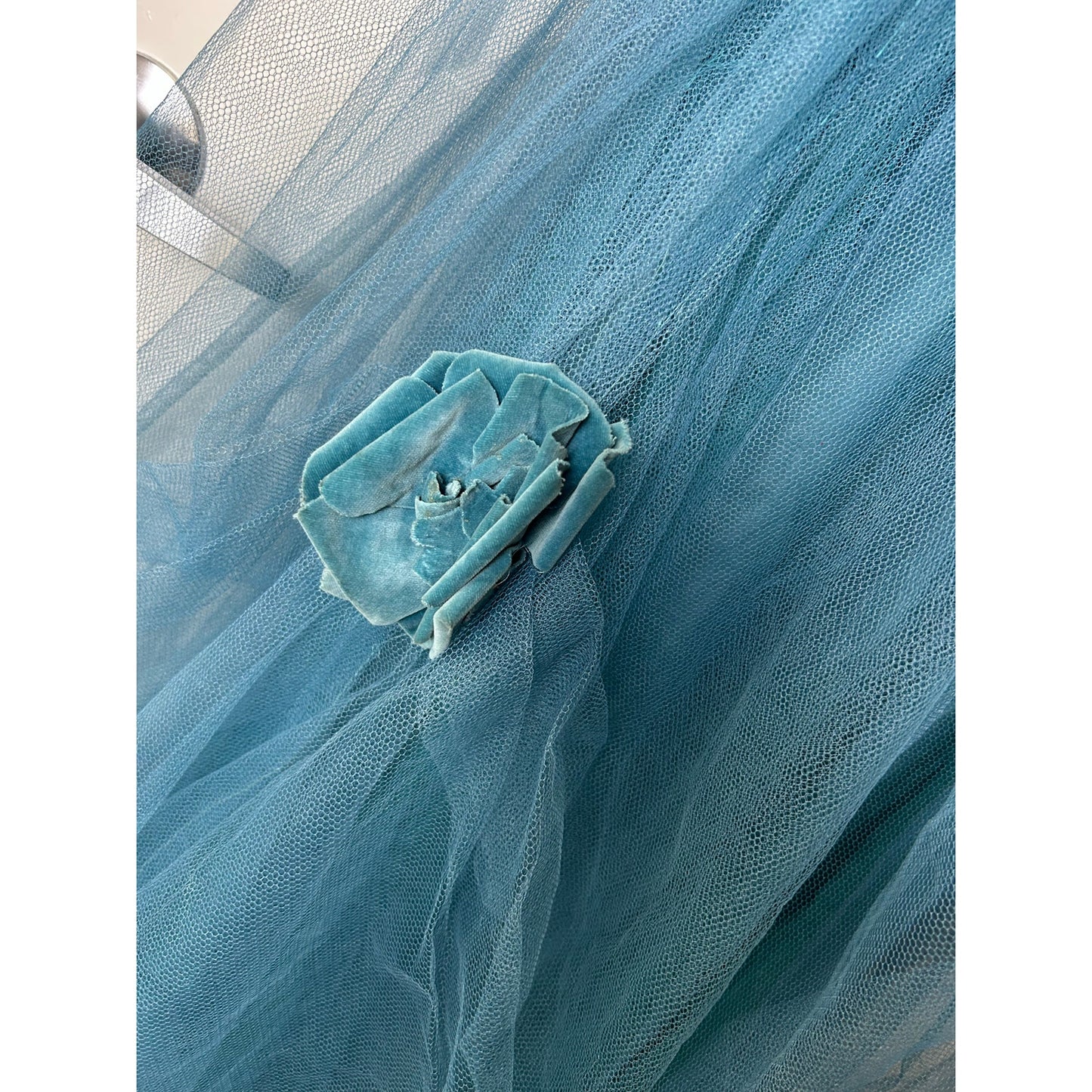 Robe de bal d'archives en velours corseté et tulle avec fermeture éclair Walder