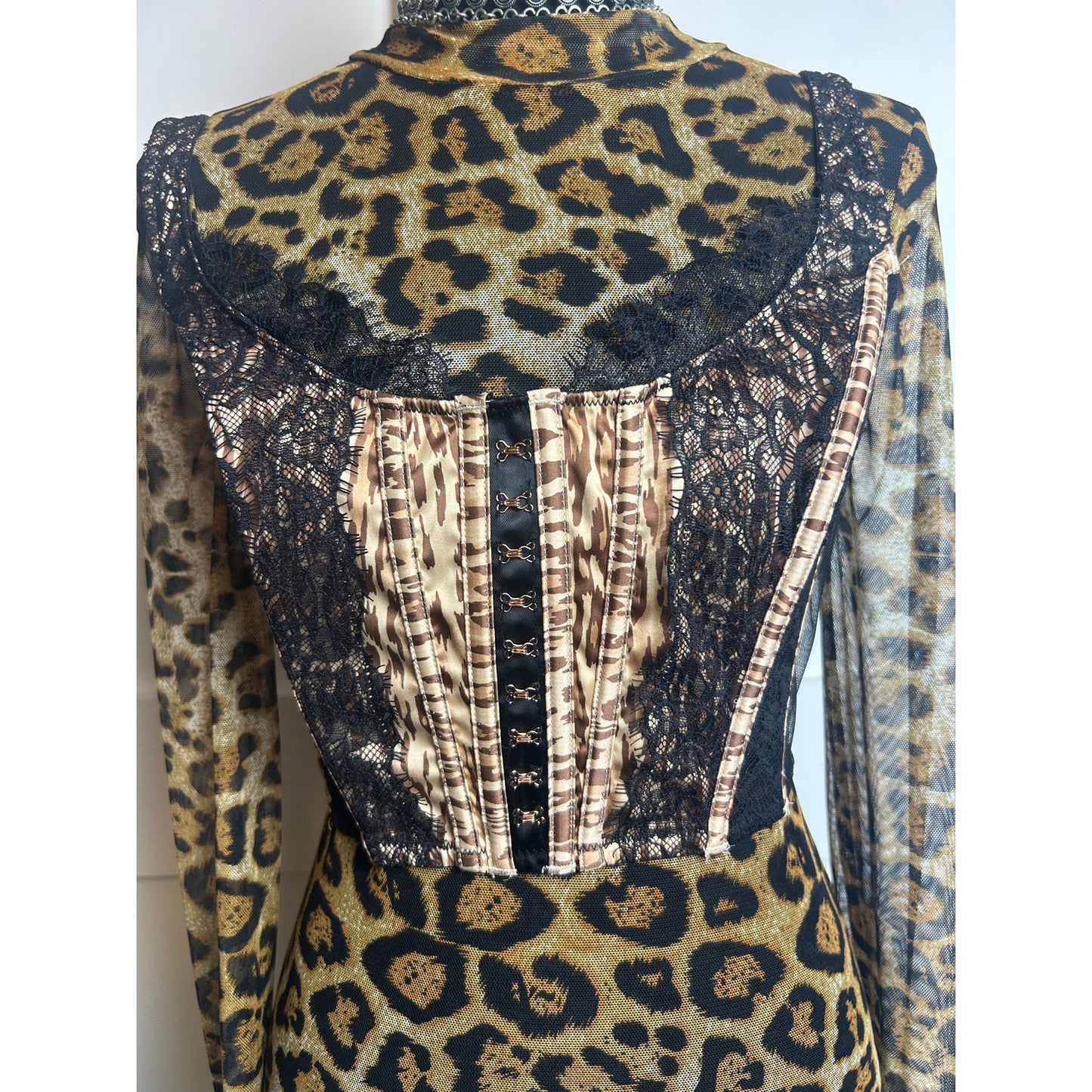 Victoria’s Secret animal print lace corset black sheer eyelash lace bustier
