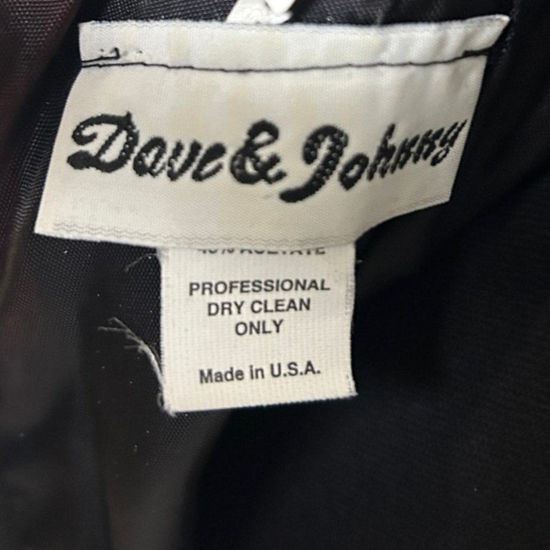 Dave & Johnny Schwarzes Smoking-Maxikleid mit Seitenschlitz, Abendkleid, Met Gala inspiriert