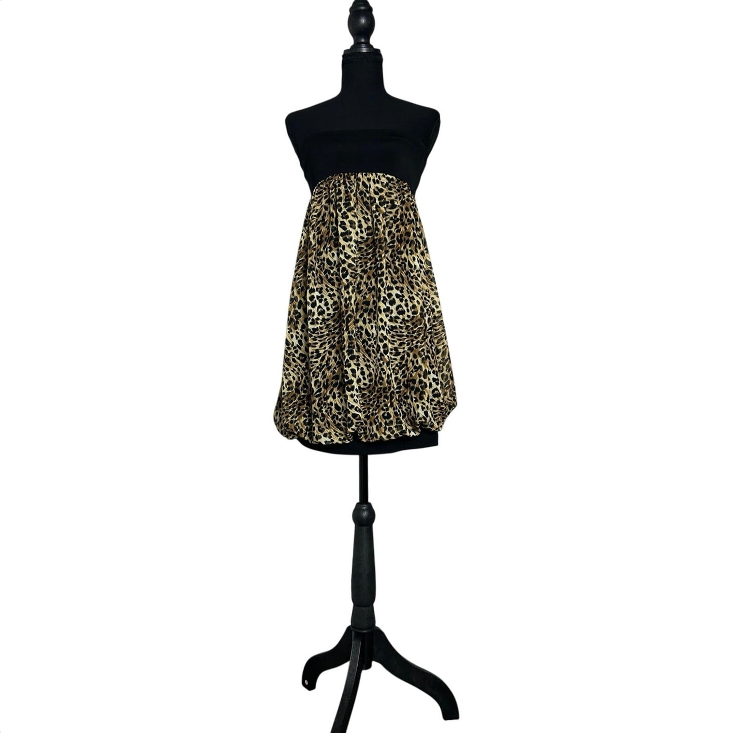 Robe courte ballon moulante à imprimé léopard