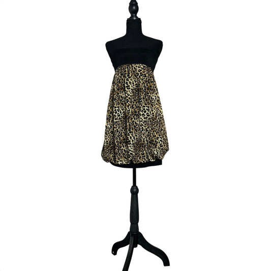 Robe courte ballon moulante à imprimé léopard