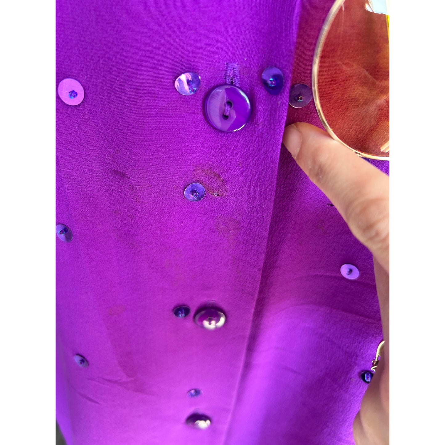 Chemise boutonnée en soie à sequins violets Diane Gilman taille S