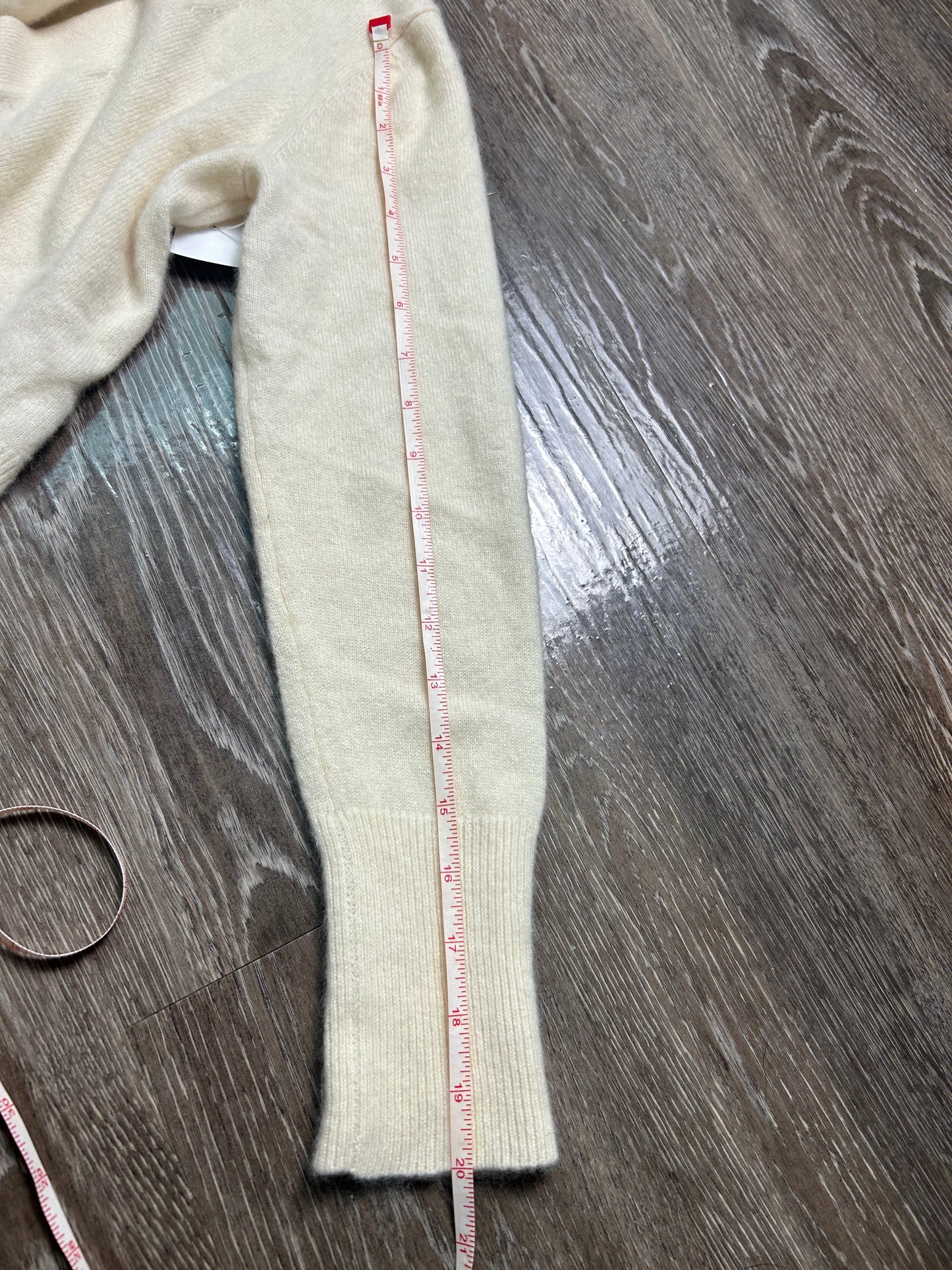 Banana Republic Cashmere Cardigan Cream with Abalone Buttons Size Petite Large