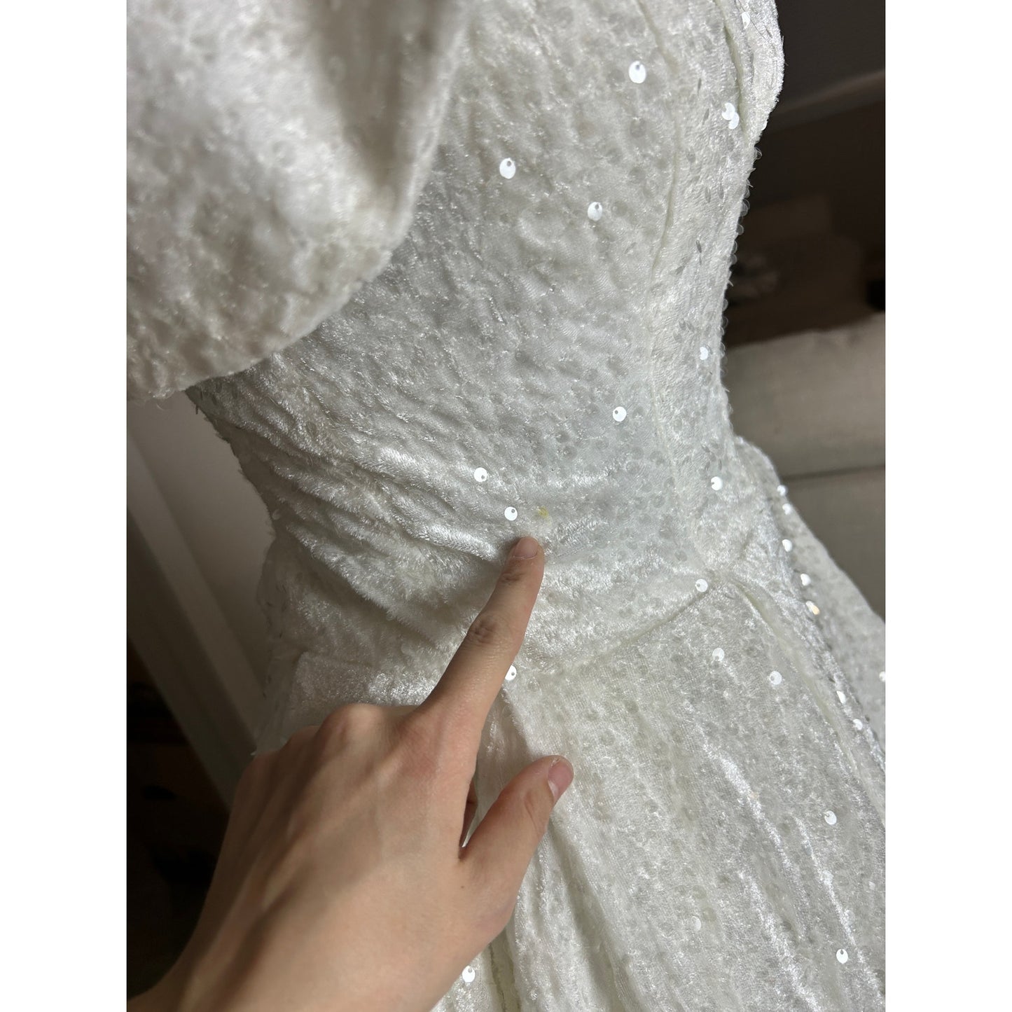 🤍 Carmen-Samtbrautkleid – Korsett-Rücken – Twilight-inspiriert – XS/S