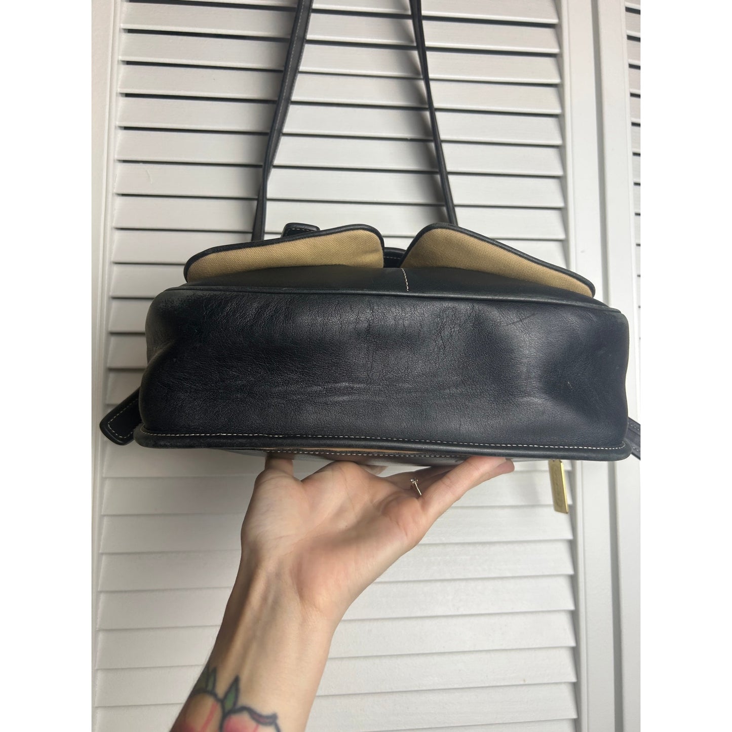 Coach 9121 Tan Canvas & Black Leather Messenger Bag Y2K Crossbody Retro Minimalist