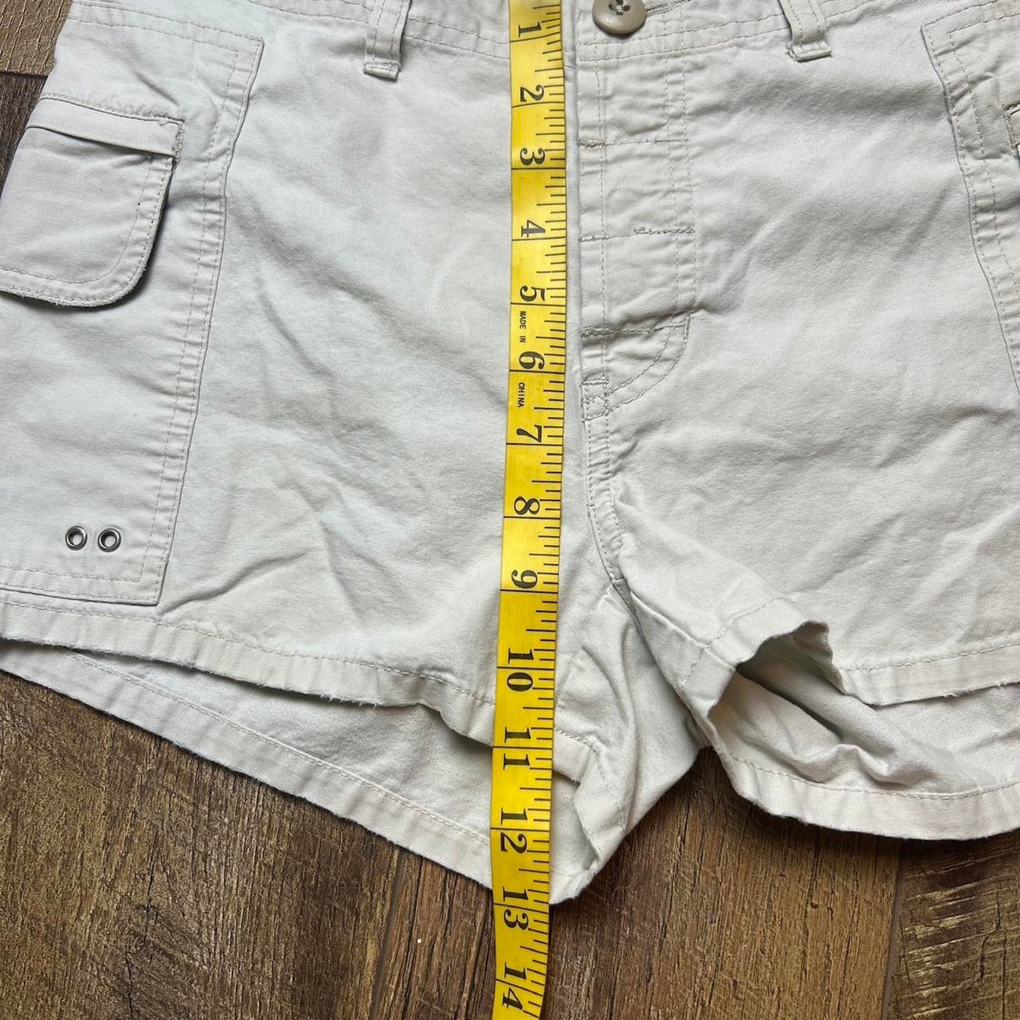 Y2k abercrombie fitch cream