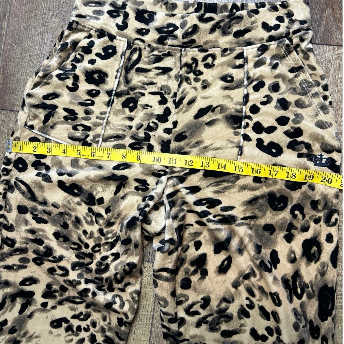 Juicy high-rise leopard print 30waist 31 inseam