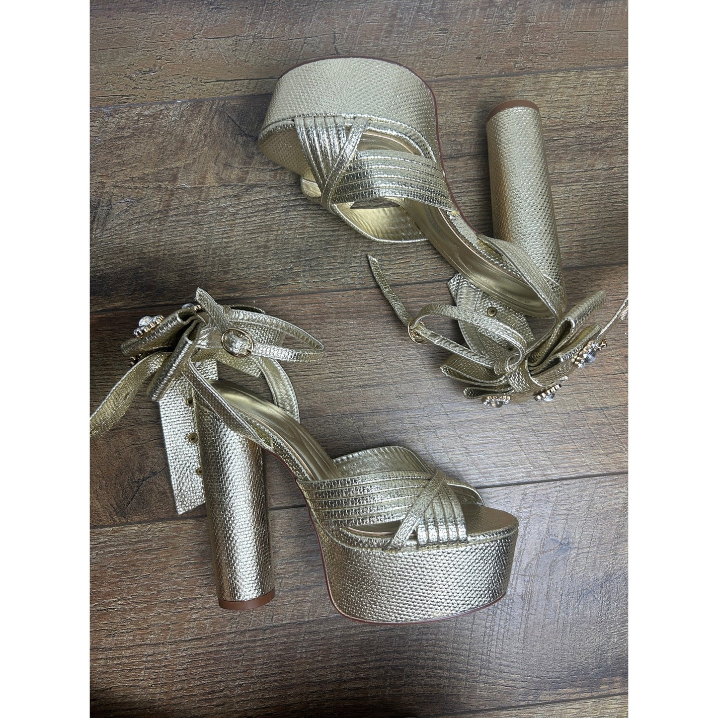 azalea wang gold mcbling circle heel platform peep toe sandal size 8
