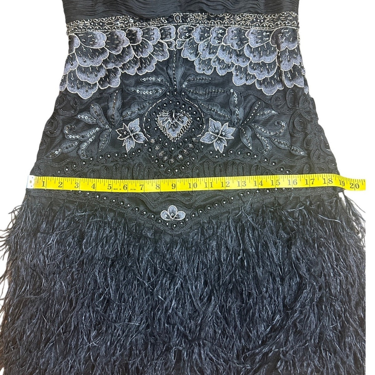 Sue Wong cocktail dress beaded silk ostrich, feather size medium