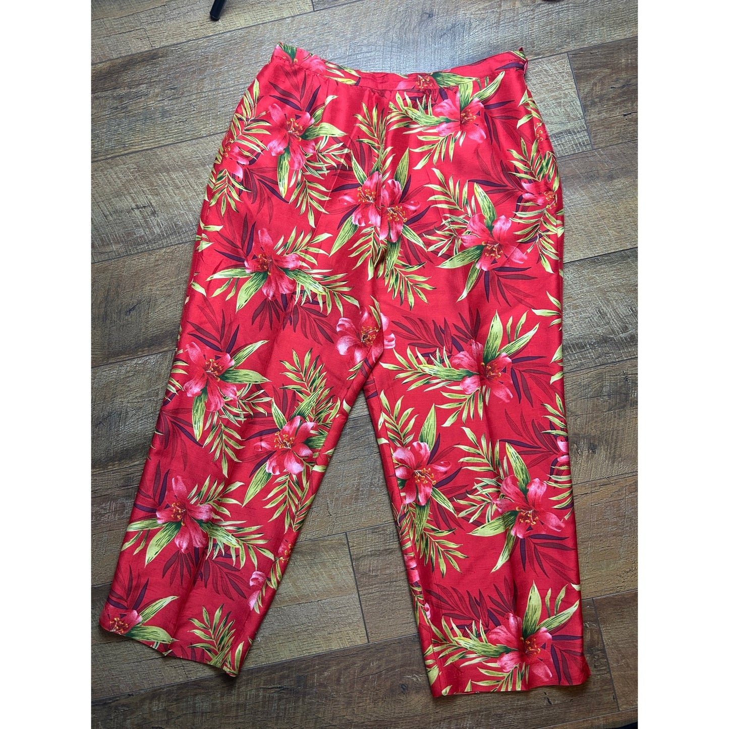 Silk Land Tropical Pinup Girl Pedal Pushers – 100% Silk Capri Pants Retro Pinup