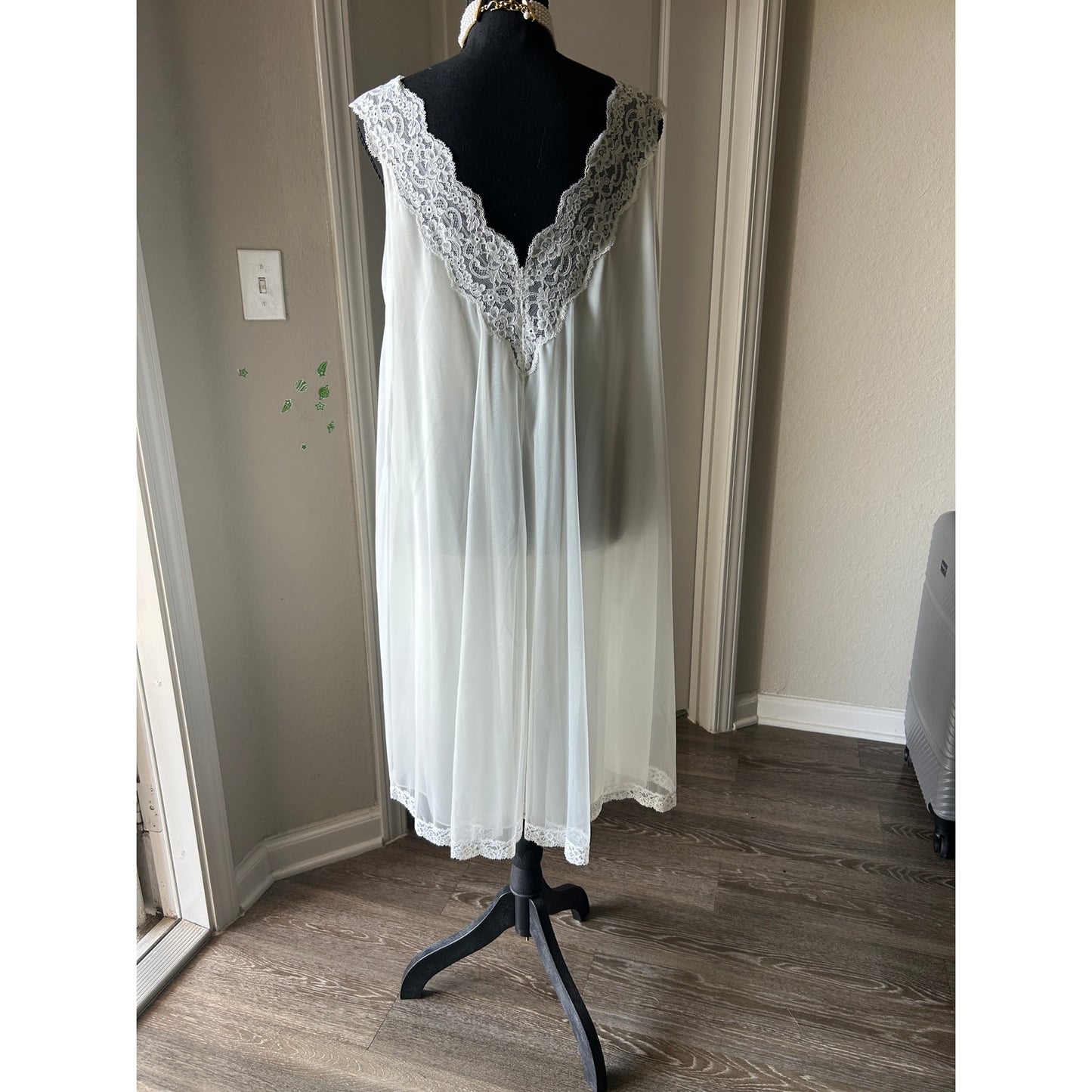 1960s Vanity Fair Bridal Peignoir Set Chiffon Robe + Slip Size S Vintage Bridal