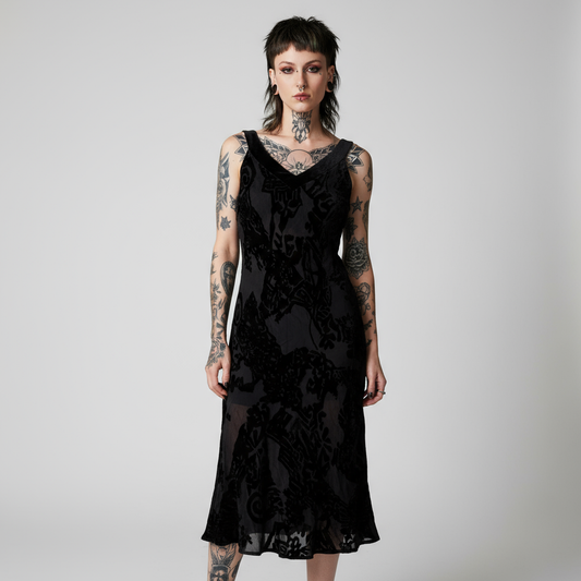 Black Velvet Dress Alt Model