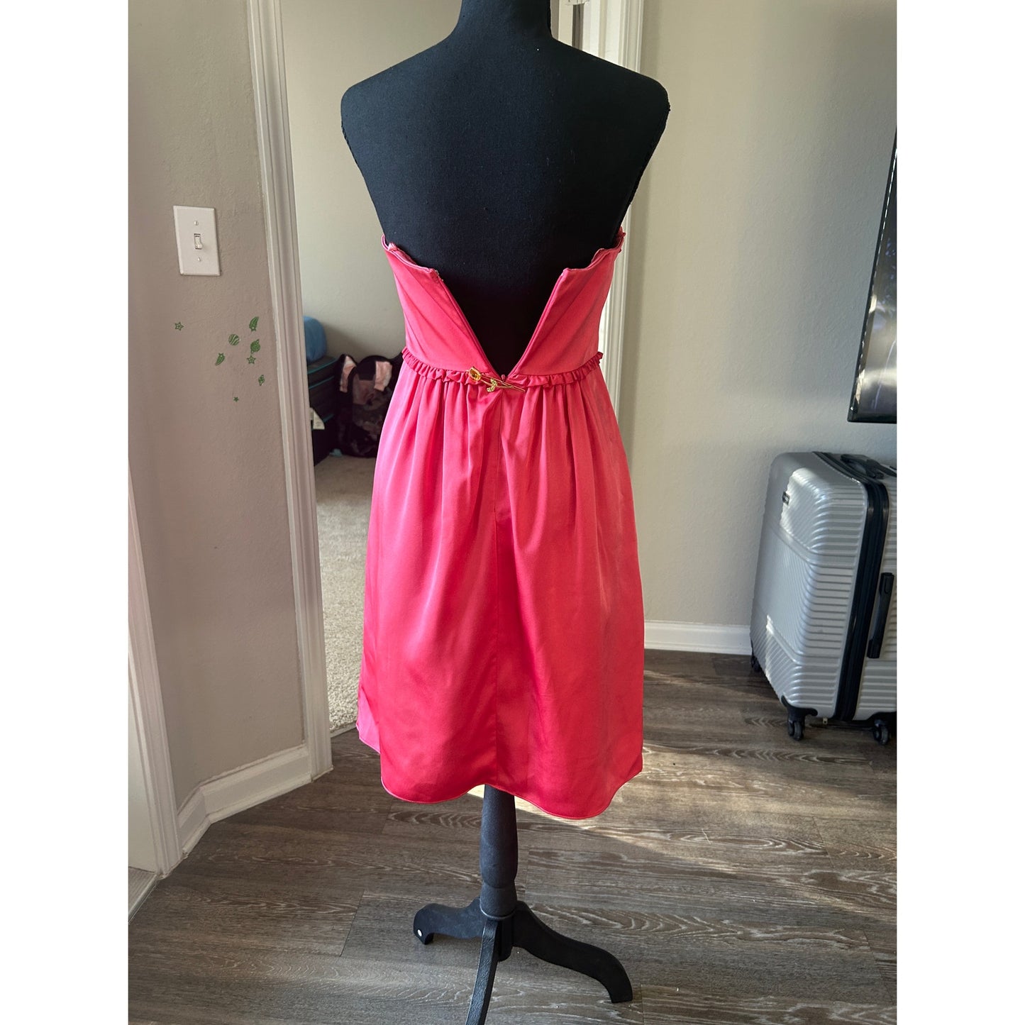 BCBG Max Azria Babydoll Kleid ärmelloses Satin-Minikleid Bridgerton Vibes