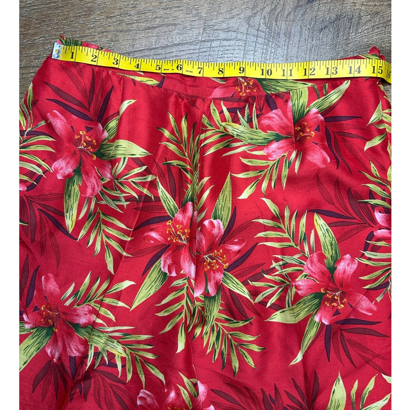 Silk Land Tropical Pinup Girl Pedal Pushers – 100% Silk Capri Pants Retro Pinup