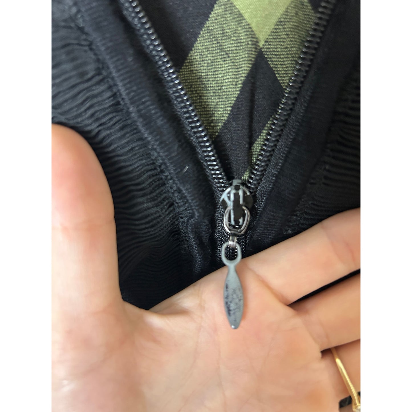 Gilet zippé en maille à volants Belldini style Euro Grunge – Taille S/M