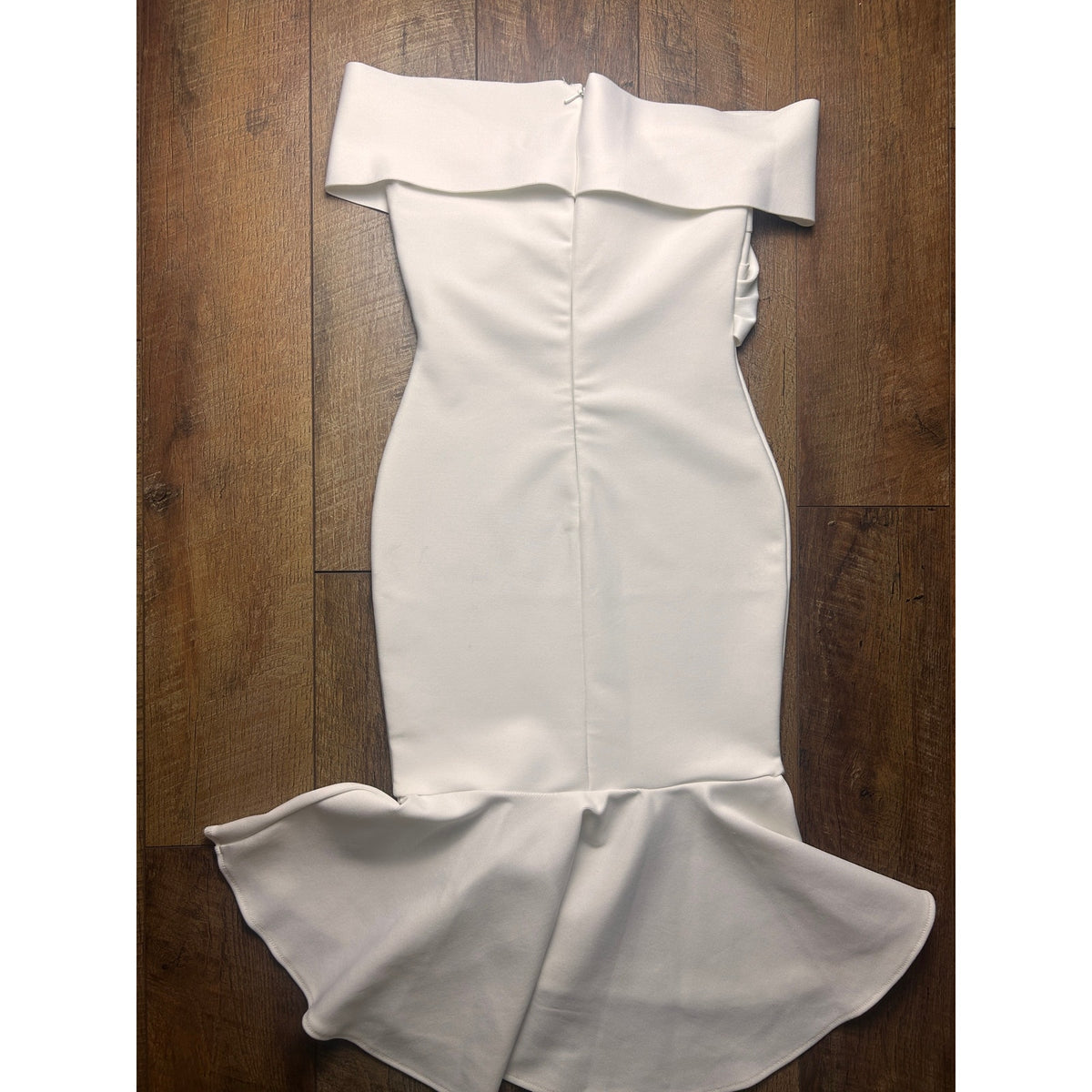 house of cb bodycon bandage off shoulder mermaid fit and flare dress white size medium